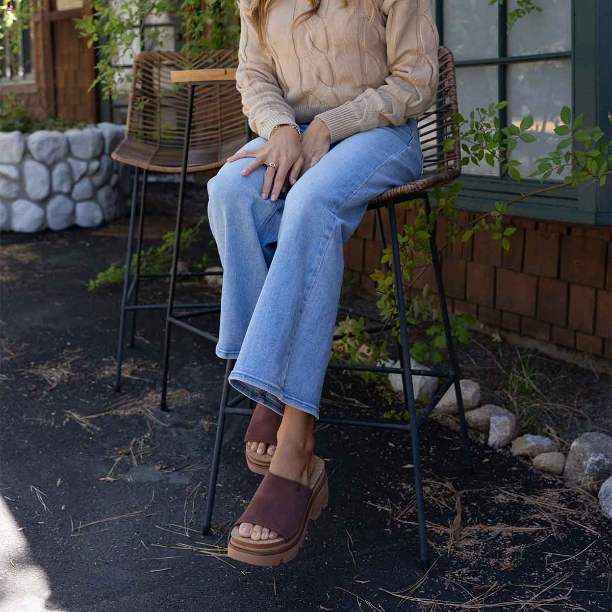 Reef Vista Luxe Evie Brown Black כפכפי פלטפורמה לנשים