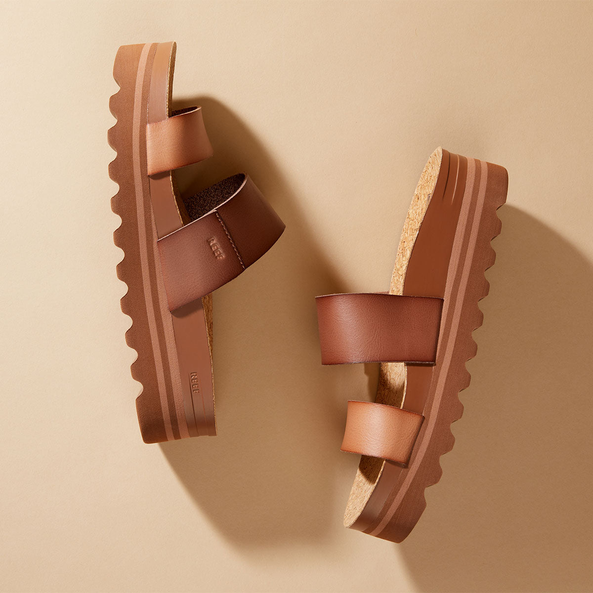 Reef Cushion Vista Hi Espresso Duo כפכפי ריף לנשים