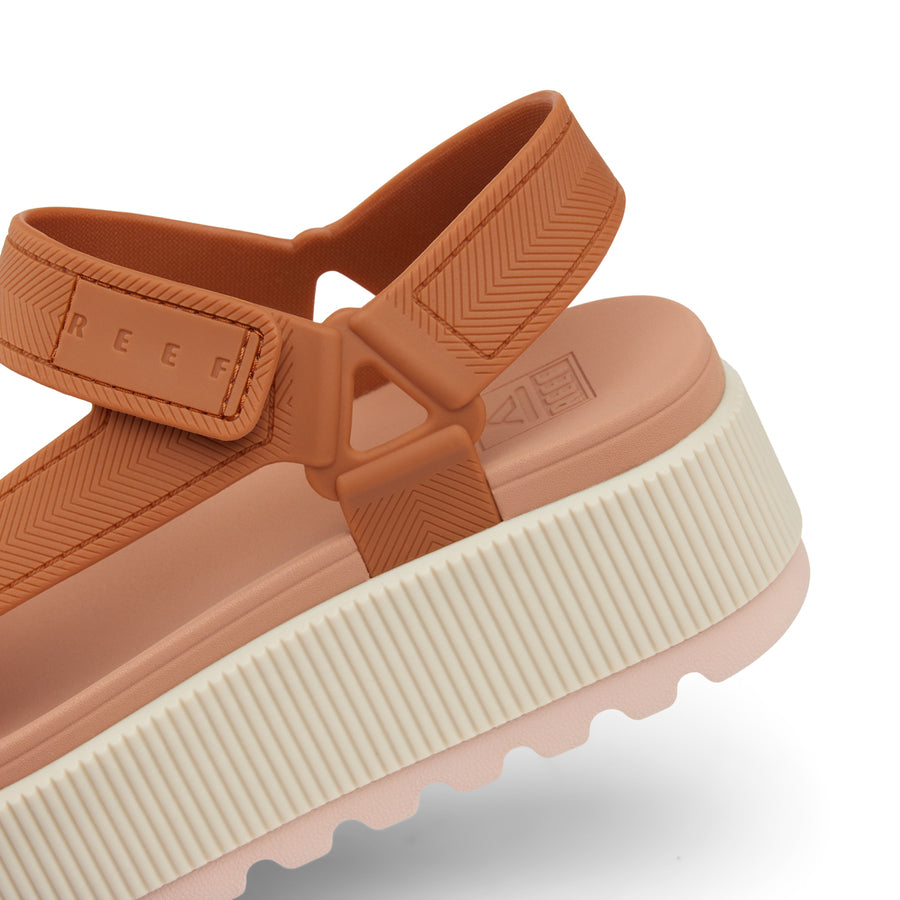 Water Rem Higher Cameo Rose סנדלי נשים