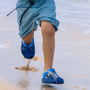 Totally Beachin Blue Light Blue סנדלי תינוקות